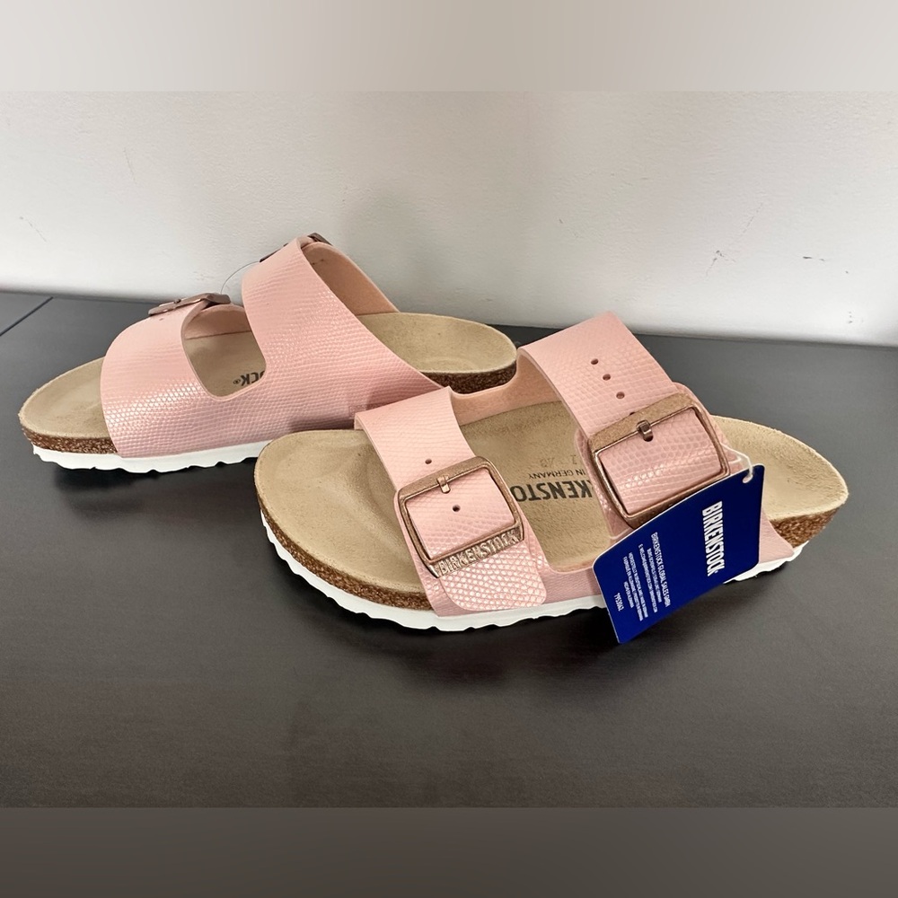 Birkenstock Arizona Women's Pink Faux Leather Sandals size 6-6.5
